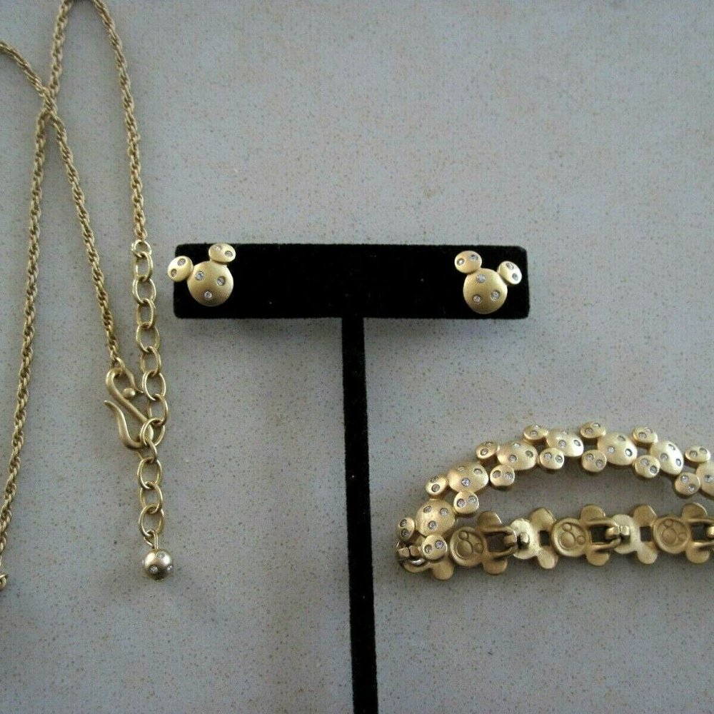 Flash Sale Swarovski & Disney Mickey Mouse Necklace, Bracelet, Earrings RARE - Picture 3 of 12